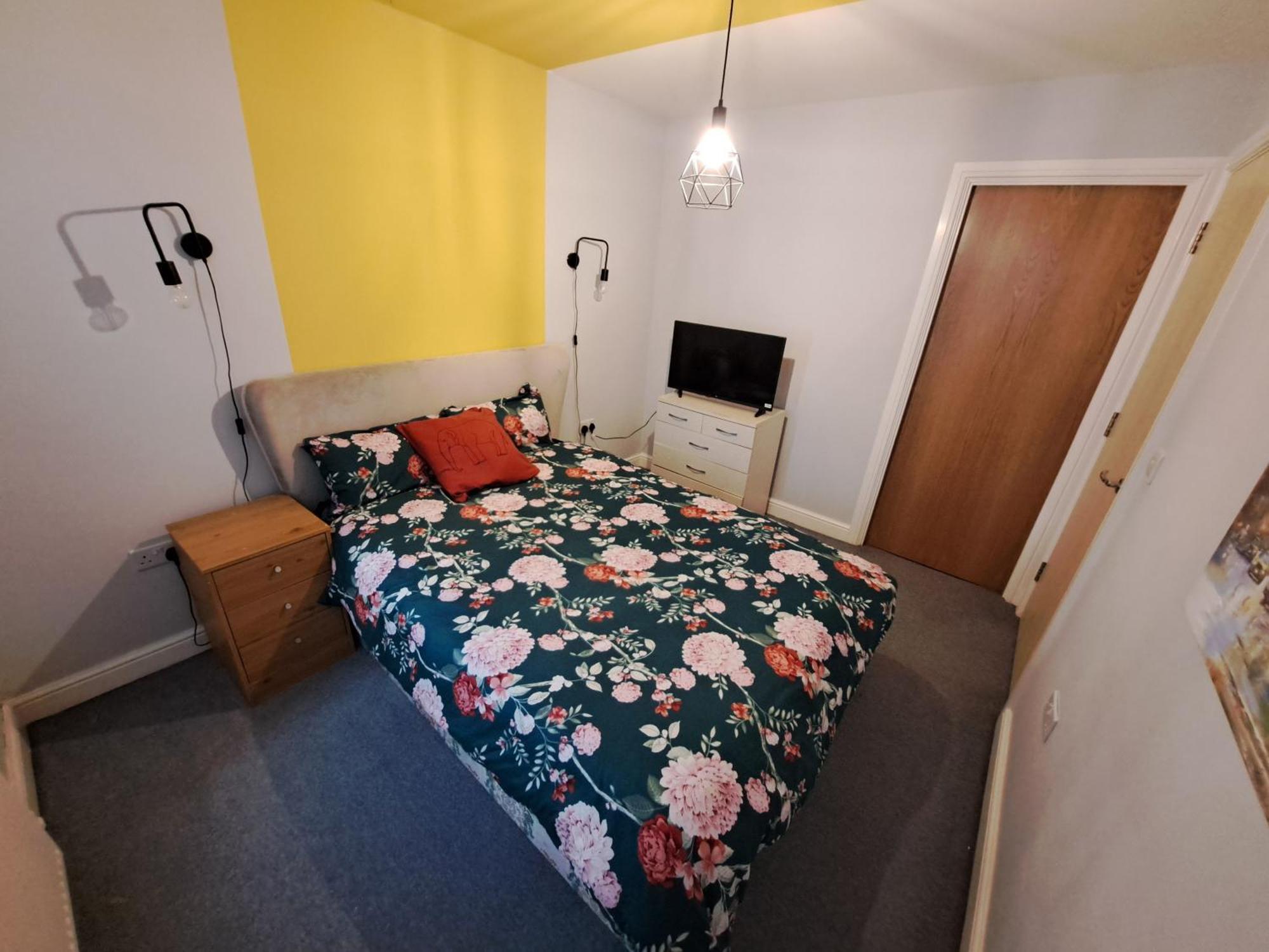 Private And Comfortable Room In Cosy Home Nottingham Buitenkant foto